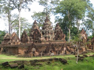 banteay srei outside